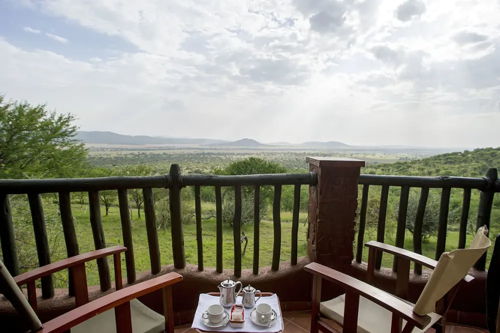 Standard Room - Balcony view - Serengeti Serena Safari Lodge